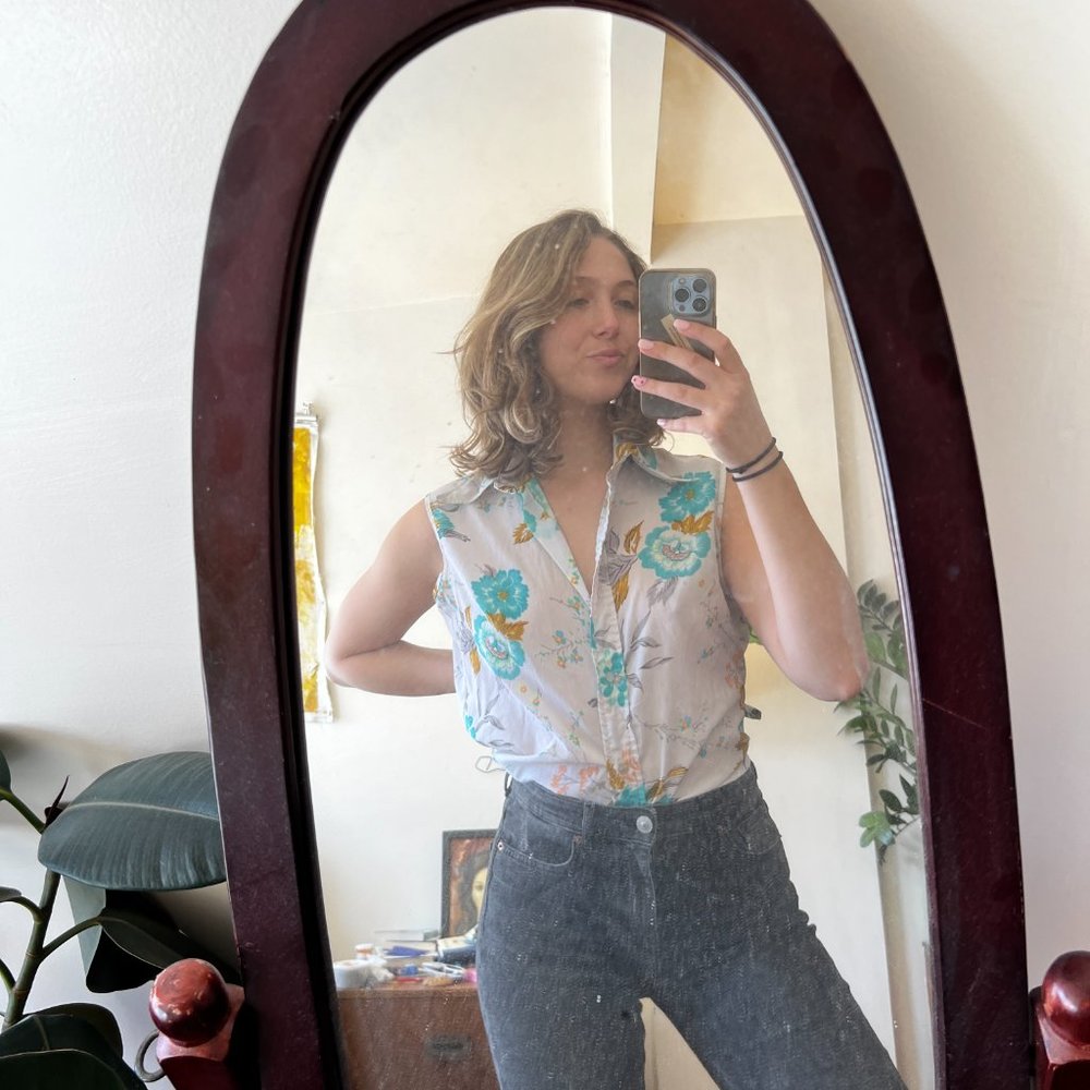 Cute vintage collared blouse